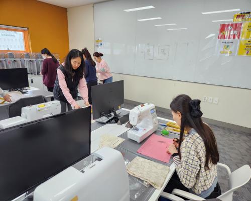 재봉틀로 만드는 생활소품 이미지